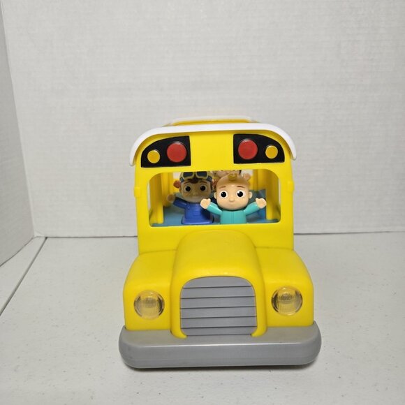 Cocomelon Sing and Dance Time School Bus Shape Sorter Missing 1 Person No Remote - Picture 2 of 7